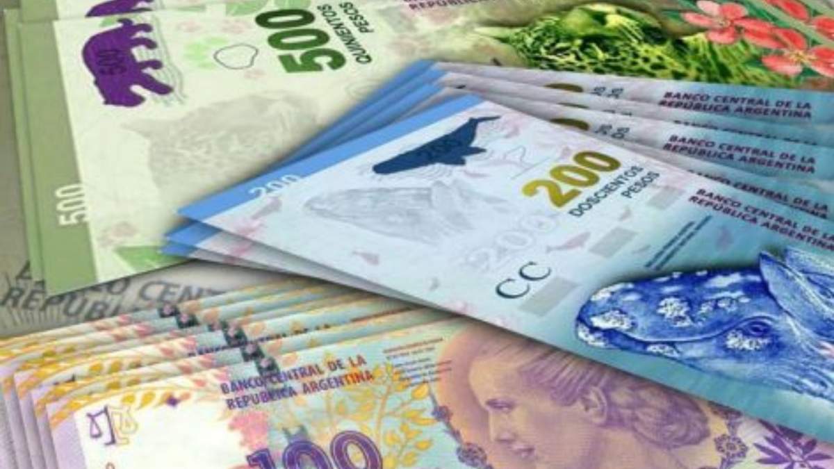 Billetes. Fuente: (Instagram)