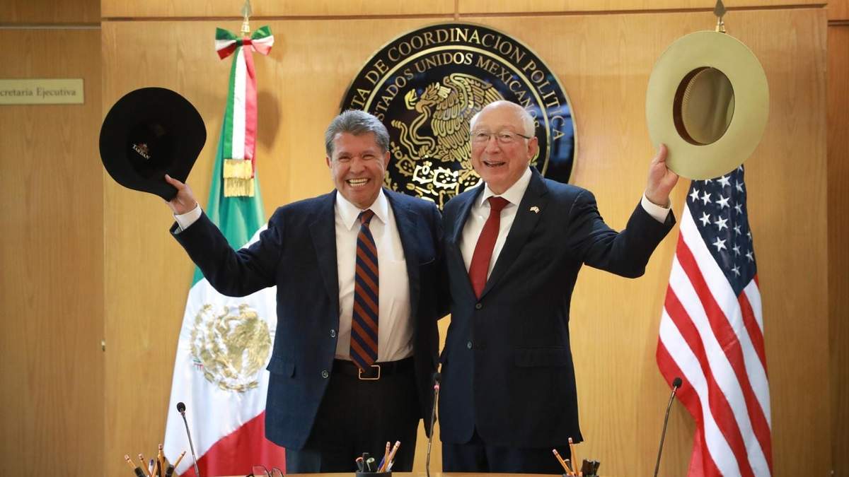 Monreal se reunió con Ken Salazar en San Lázaro; hablaron sobre el T-MEC, migración y seguridad