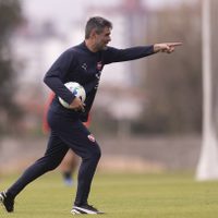 Independiente busca un lugar en los octavos de final