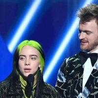 ¿La tenés? Ella es Billie Eilish, tiene 18 años y es ganadora seis premios Grammy 2020 ¿Una genia?