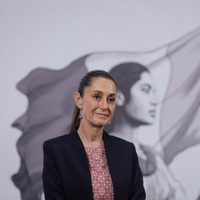 Exigen a Sheinbaum hacer valer decreto de designar 2025 como el año dedicado a las mujeres indígenas