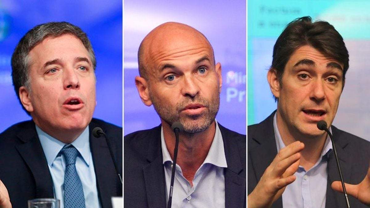 El exministro de Hacienda, Nicolás Dujovne, el exministro de Transporte Guillermo Dietrich y el extitular de Vialidad Nacional , Javier Iguacel. Fuente: (Twitter)
