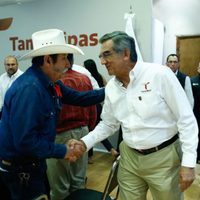 Anuncia Américo Villarreal apoyo adicional para productores de sorgo
