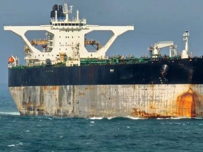 Tensión mundial: Estados Unidos incautó un buque petrolero de Rusia custodiado por un submarino