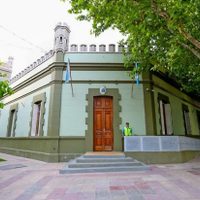 La evaluadora de riesgo crediticio FIX SCR S.A. destacó el proceso de reducción de deudas de Neuquén