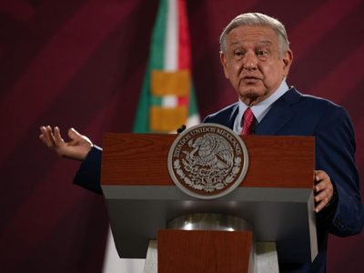 “¿Por qué no dan la cara con argumentos”, reclama AMLO al ministro Luis María Aguilar y “voceros”