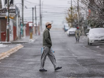 Masa de aire polar empuja al frente frío 25 y bajará la temperatura el jueves en estas entidades