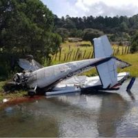 Mueren tres personas por desplome de avioneta en Sonora