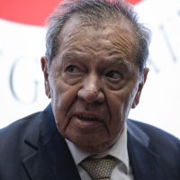 "Que renuncie López Obrador", pide Muñoz Ledo; le atribuye "perturbaciones psicológicas graves"