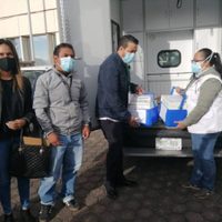 Inician vacunación en adultos mayores de la CDMX imposibilitados para salir de su casa