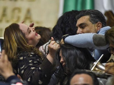 Así fue la cobertura internacional del pleito en el Congreso de la CDMX (Videos)