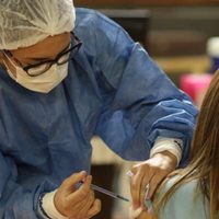 Cómo será la vacunación contra el coronavirus durante la semana en Cipolletti