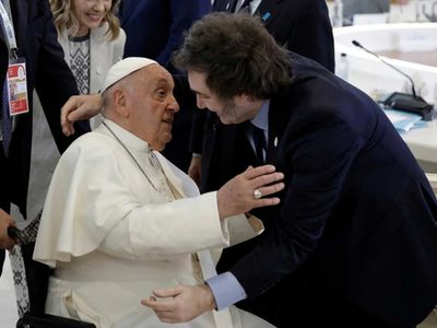 Las palabras de Javier Milei para despedir a Francisco