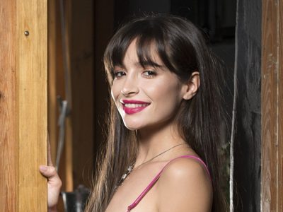 Con un beboteo ante la cámara, Brenda Asnicar habló sobre su próximo show online