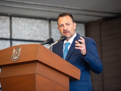 "Criminal voy a dar contigo" anuncia gobernador de Querétaro tras violencia en partido Gallos-Atlas