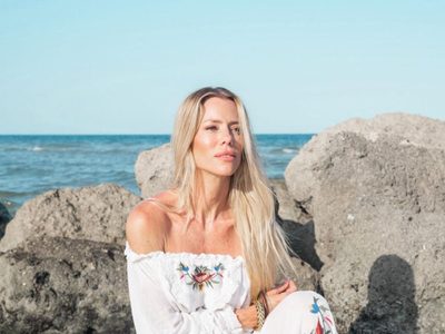 Estilo Barbie: Nicole Neumann marcó tendencia con su original microbikini