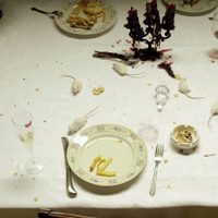 Prestá atención: el truco facilísimo para quitar todas las manchas de tus manteles después de las fiestas