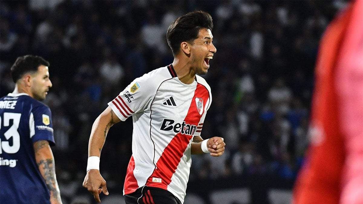 Maxi Meza liquidó la historia a favor de River en Córdoba.