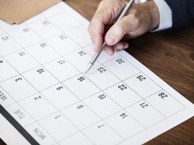 Feriados 2024: enterate cuáles son y cómo convertirlos en mini vacaciones en el trabajo