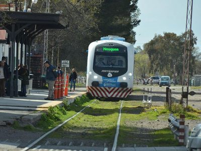 Empezó la construcción de la primera nueva parada del Tren del Valle