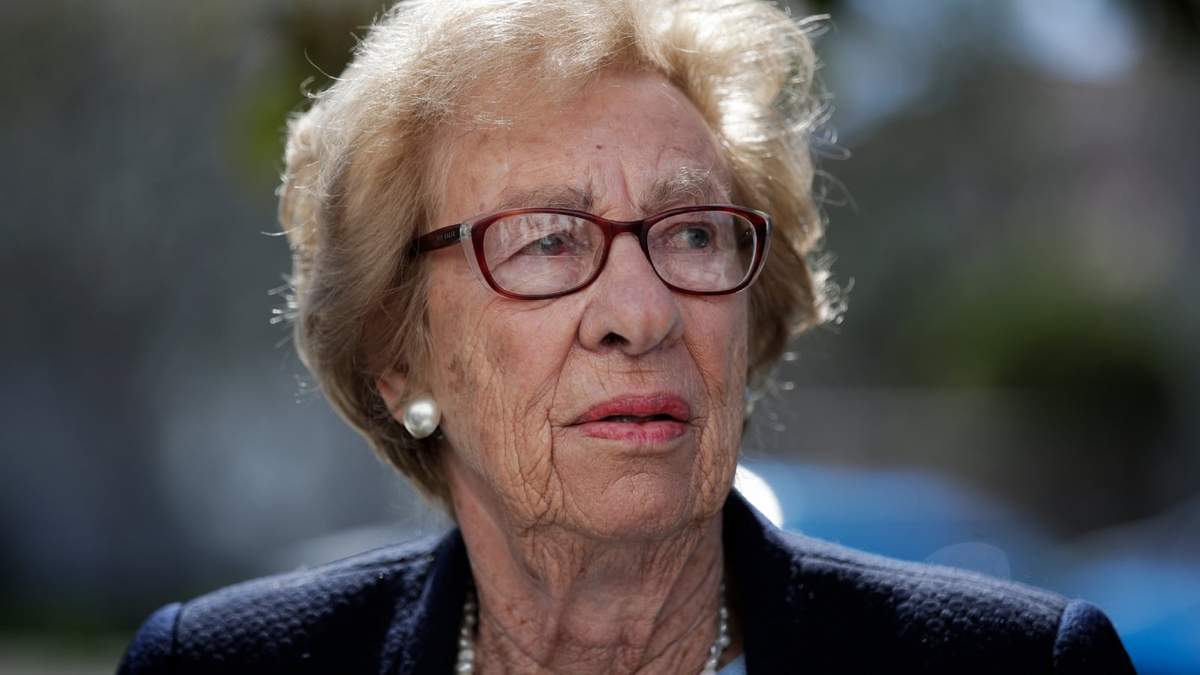 Eva Schloss, hermanastra de Ana Frank y sobreviviente del Holocausto, en Newport Beach, California, el 7 de marzo del 2019