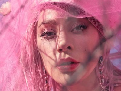¡IMPACTANTE! Lady Gaga le gana a todas con esta colección de maquillaje que vas a querer tener