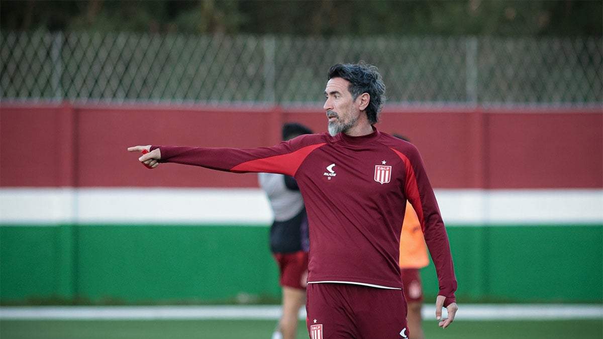 Eduardo Domínguez tiene fe para la revancha.