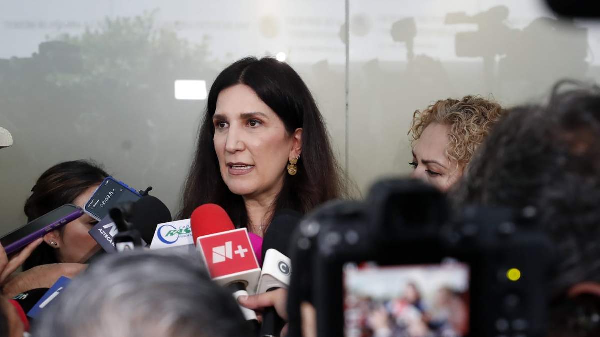 La presidenta de la Cámara de Diputados, Kenia López Rabadán