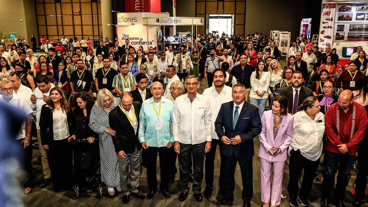 Dialoga Gobernador con empresarios de la industria maquiladora y manufacturera; atiende sus demandas