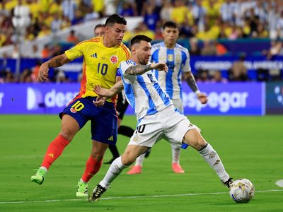 James Rodríguez acusó a la Selección Argentina de ser favorecida en la final de la Copa América
