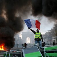 Los "Chalecos Amarillos" crispan posiciones en Francia
