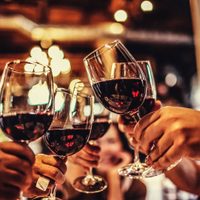 En esta región de España ya comenzaron a relajar las medidas: abren bares y restaurantes