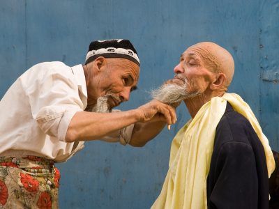 El pueblo de los uigures túrquicos en el Gran Medio Oriente