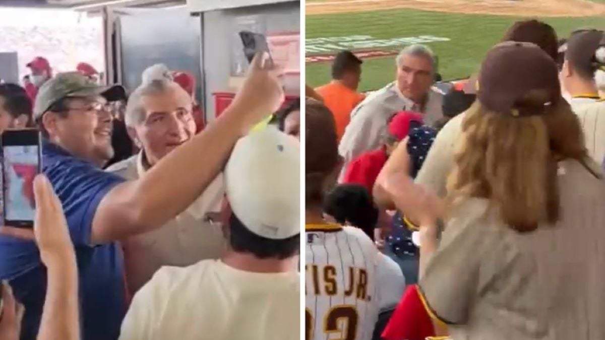 El secretario de Gobernación en el estadio Alfredo Harp Helú
