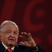 Si no hubiese iniciado el cambio de política energética, el país estaría en llamas: AMLO