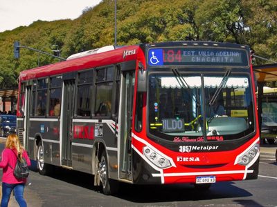 Se levantó el paro de colectivos en el AMBA y se empieza a normalizar el servicio