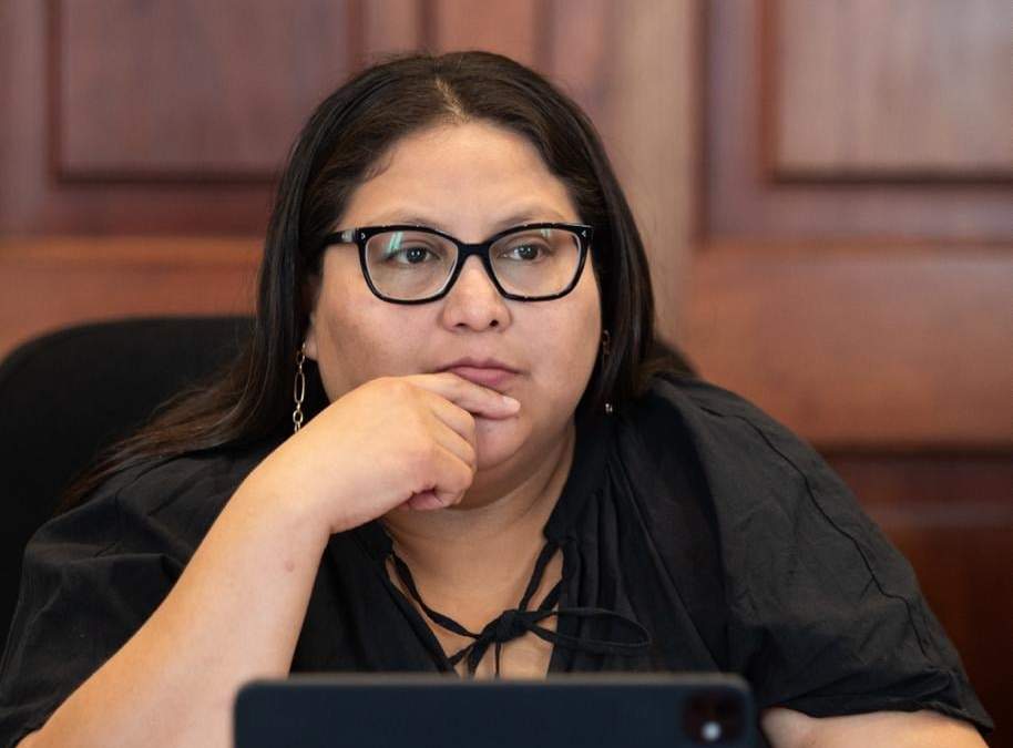 La secretaria de las Mujeres