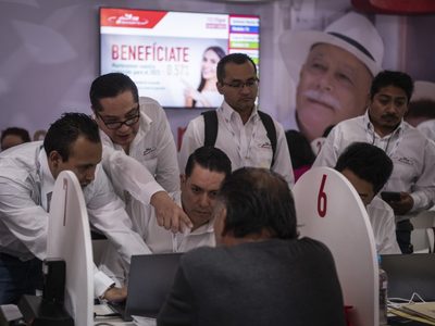 AMLO arremete contra las reformas de pensiones de Zedillo y Calderón