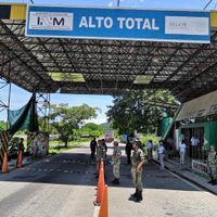INM detiene a 180 polleros y decomisa 140 vehículos en un cuatrimestre