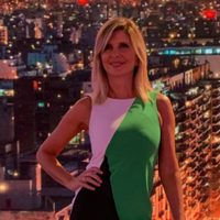 "¡Son tiburones!": el impactante video de Débora Plager en el agua