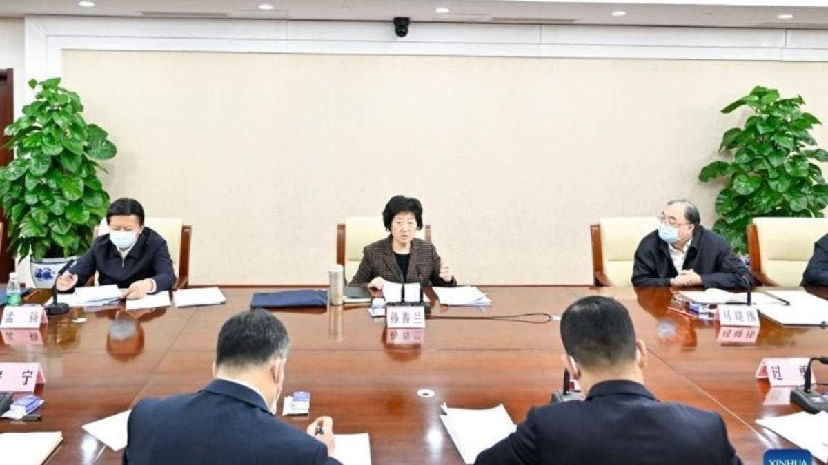 Sun Chunlan. El tratamiento, la prioridad