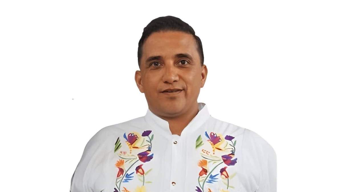 El alcalde de Pisaflores, Miguel Bahena Solórzano