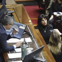 Ajustados con el quórum, la oposición busca votar la nueva ley de DNU