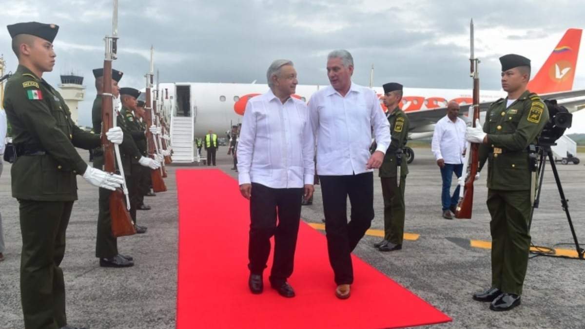 Los presidentes de México y Cuba
