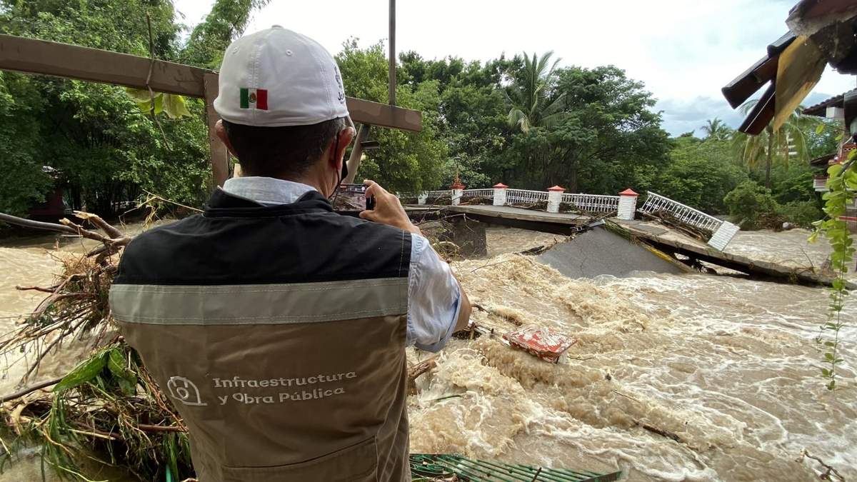 El paso del huracán dejó inundaciones y deslaves en Jalisco