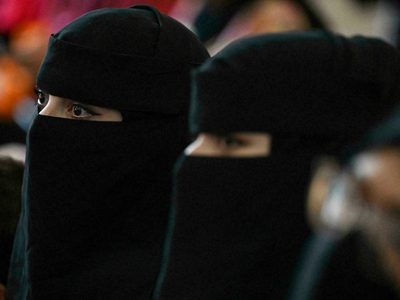 Se conocieron los estrictos protocolos para las alumnas en las universidades de Afganistán