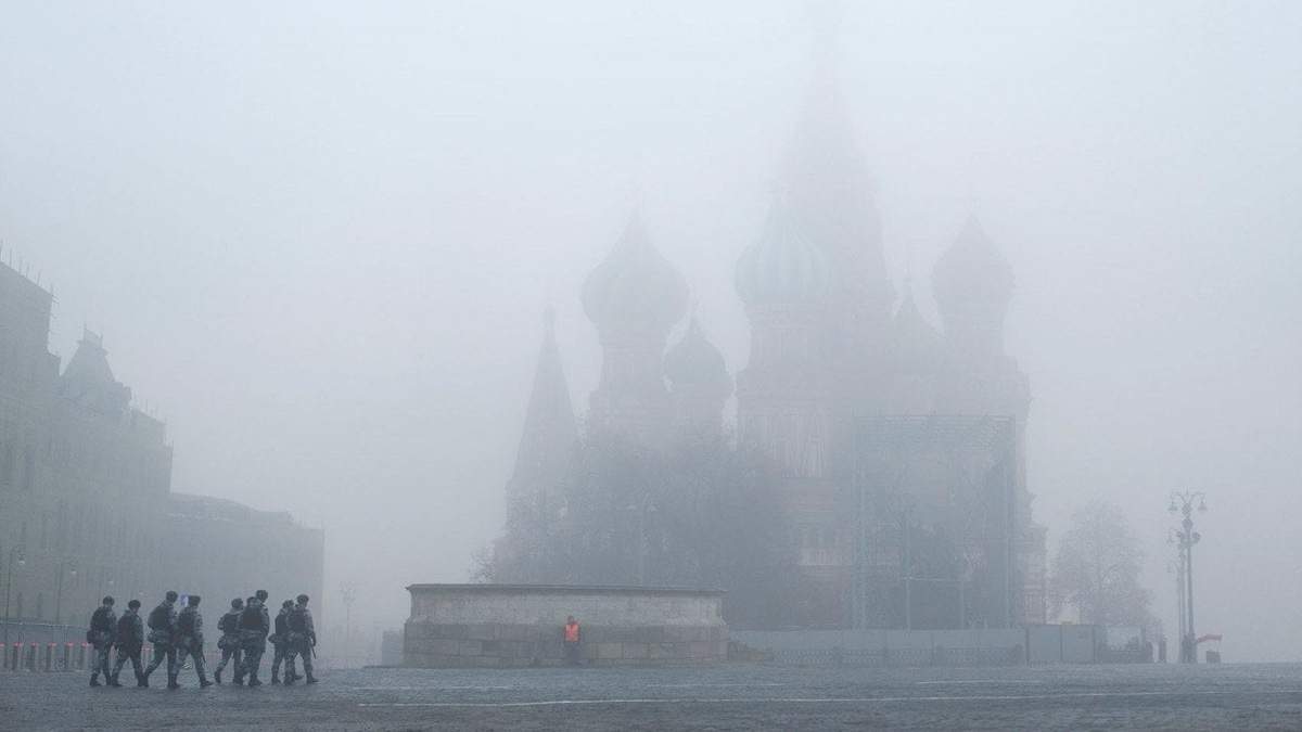 Densa niebla en Moscú, la capital de Rusia. Fuente: (Twitter)