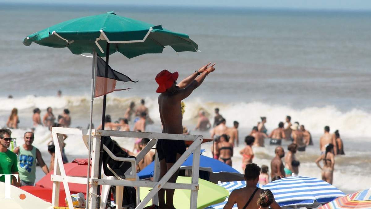 El Gobierno bonaerense pidió "regular la circulación" para garantizar una temporada de verano. Fuente: (Twitter)