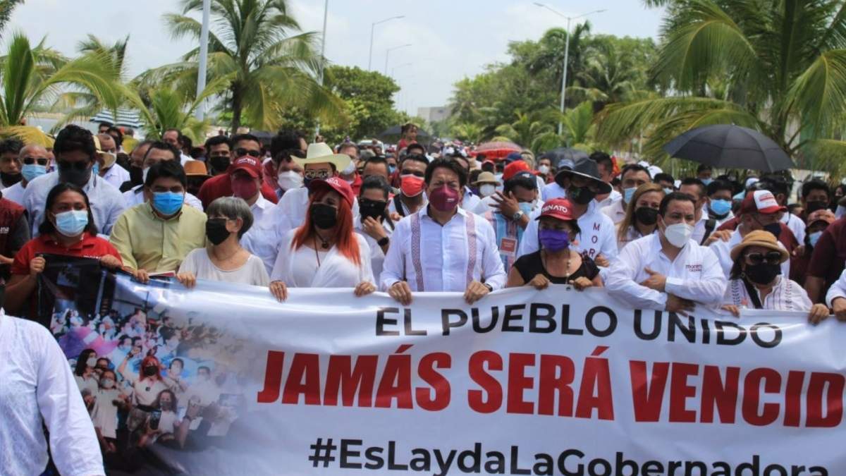 Layda Sansores y Mario Delgado encabezaron una caminata en Campeche