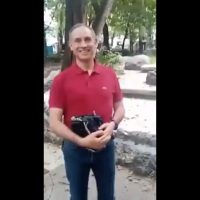 Sorprenden a López-Gatell sin cubrebocas en el parque México